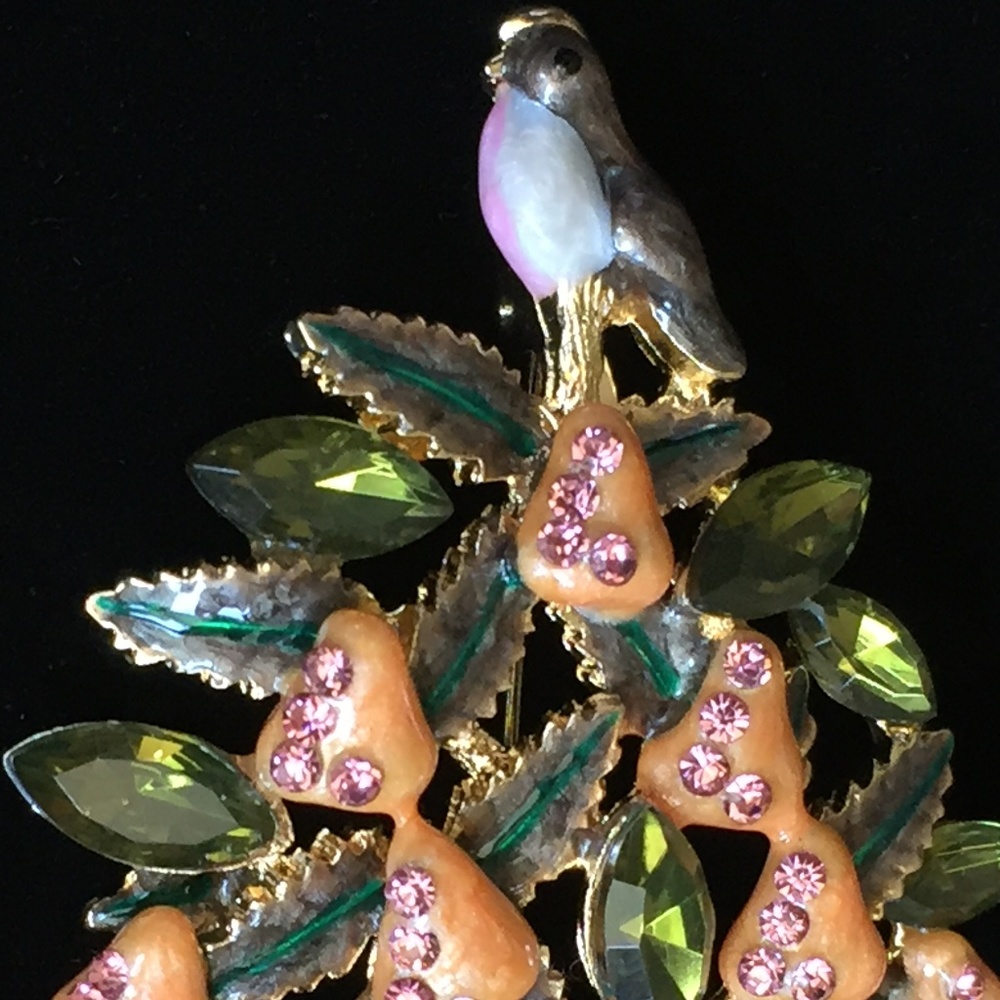 12 DAYS CHRISTMAS TREE PARTRIDGE PEAR PIN BROOCH - Picture 3 of 7